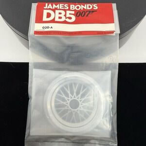 PART#20-A-BUILD YOUR OWN EAGLEMOSS JAMES BOND 007 1:8 ASTON MARTIN DB5 #20-A
